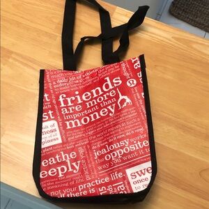 EUC Lulu Lemon shopper tote